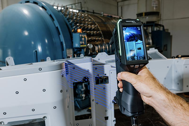 HandySCAN-EVO_Scanning-sheet-metal_Laser-lines-screen